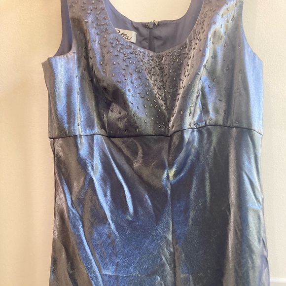 Patra perfect dress size 14. Pewter lame’ sleeveless with beads. See close ups. - Picture 4 of 12